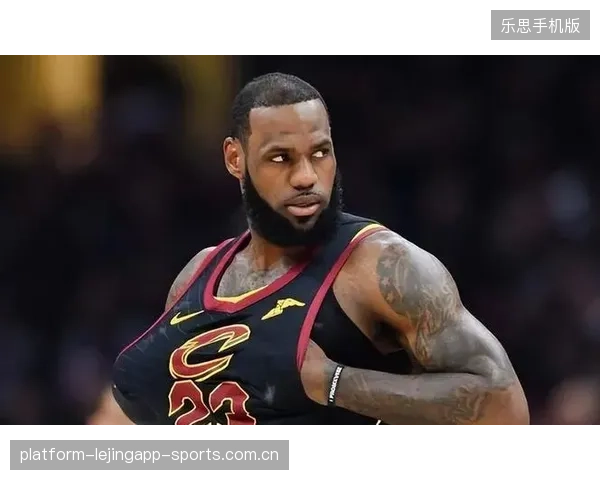 NBA球星后仰跳投如教科书般优雅——篮球艺术的极致演绎